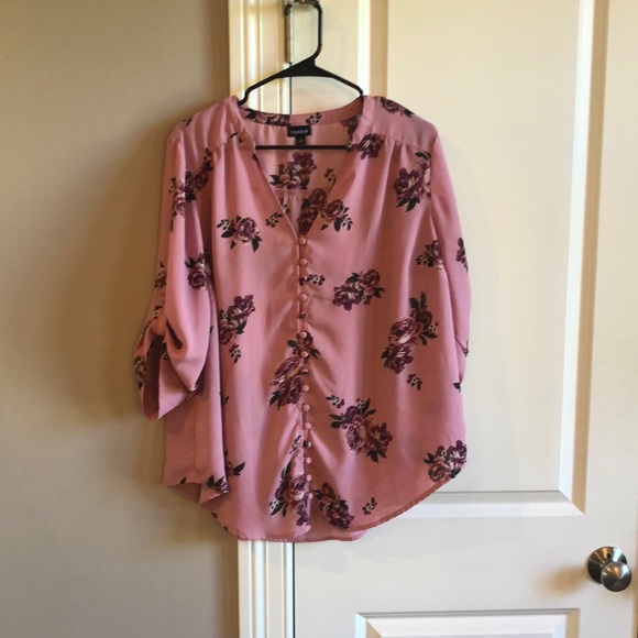 torrid Tops - Torrid Women’s Button Up Top Size 1
